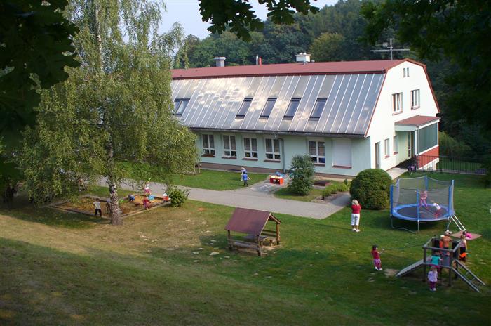 Z�kladn� �kola a Mate�sk� �kola Ostrava - Proskovice, Starovesk� 62, p��sp�vkov� organizace