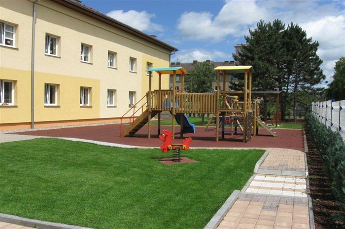 D�tsk� domov a Mate�sk� �kola speci�ln�, Beroun, Ml�de�e 1102
